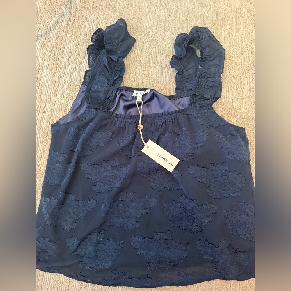 Heartloom top